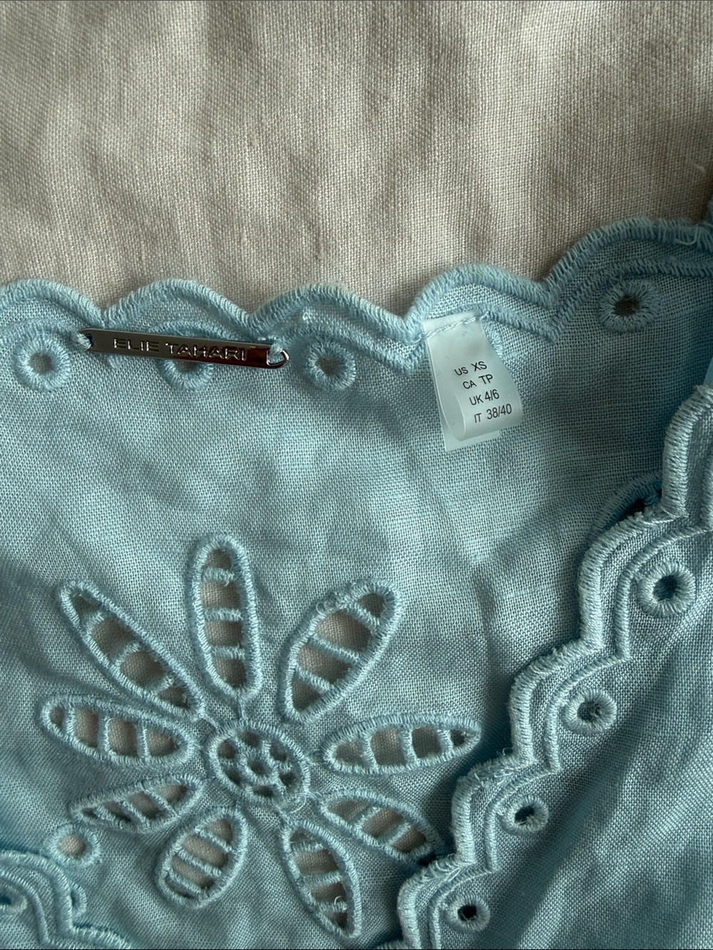 Elie Tahari Light Blue Eyelet Linen-Blend Camisole Top - Picture 2 of 3